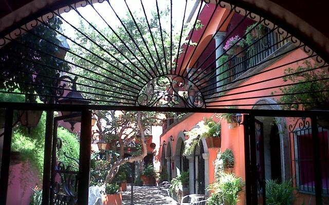 Casa Campos Bed & Breakfast