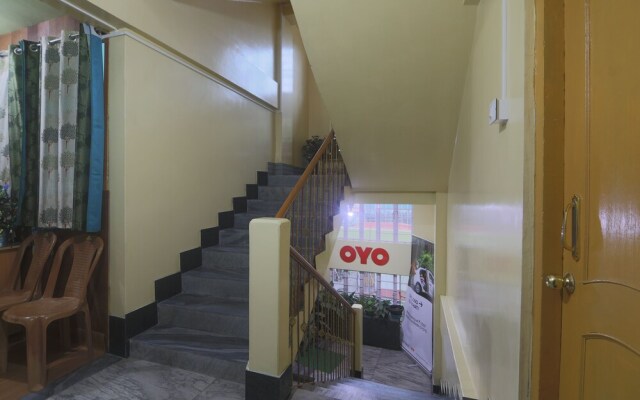 OYO 18330 Stay At Jo's Guest House