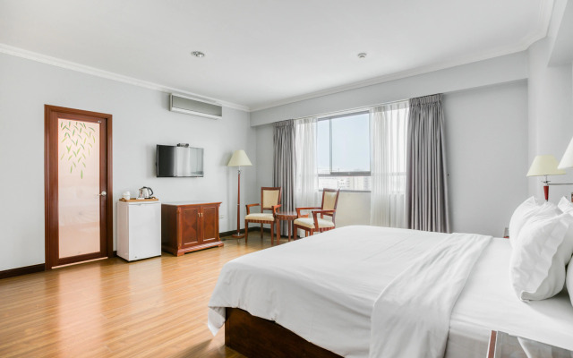 Kingdom Hotel