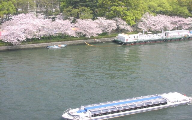 Hotel Osaka Castle