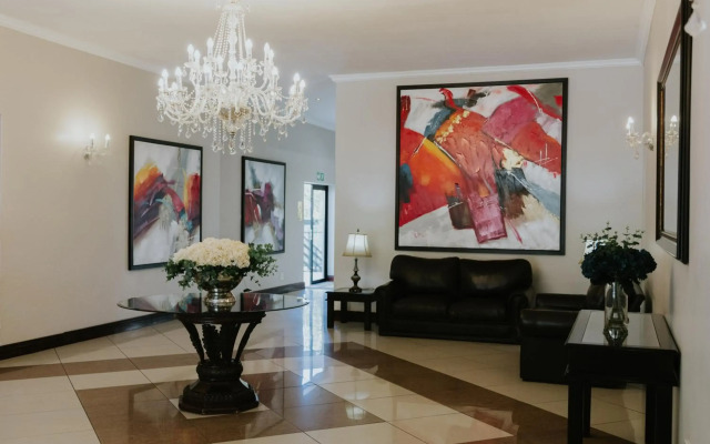 Le Grand Chateau Hotel