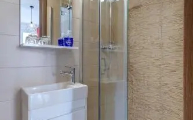 Modern Studio Central Location