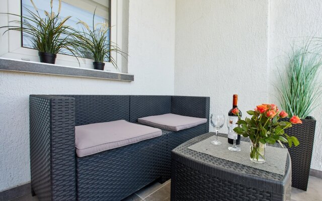 4UApart-Apartment suite Emporio