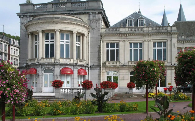 hotelImage