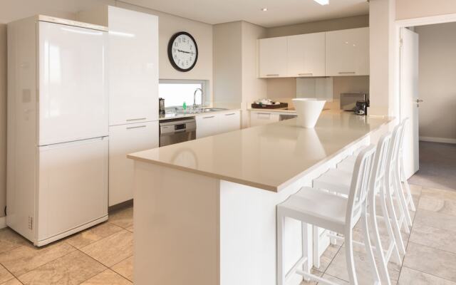 Harbour Bridge Luxury Apartments