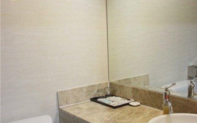 Jinghong Business Hotel
