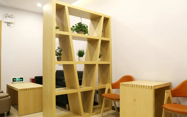 7Days Premium Chengde Luanping Huaxing Road Branch