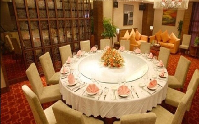 UrCove by Hyatt Tianjin West Railway Station