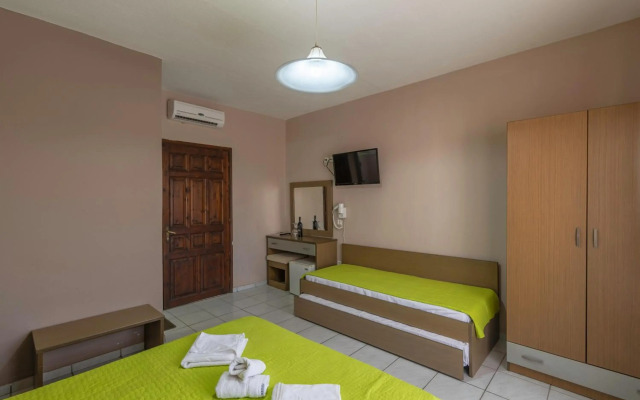 Filosxenia Natasa Hotel