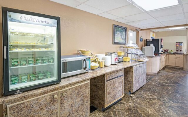 Star Deluxe Branford