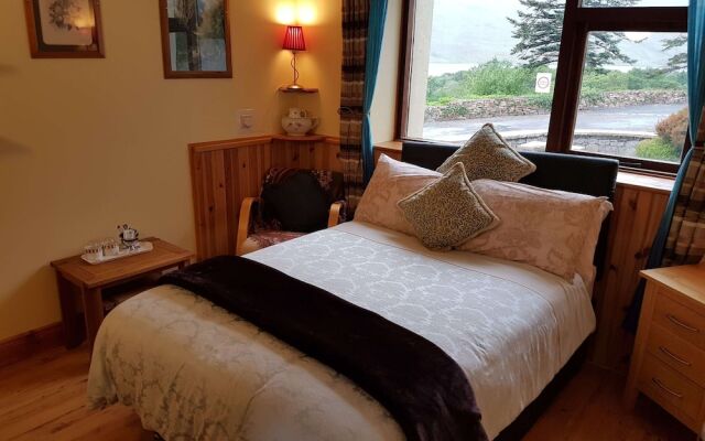 Kylemore Pass Hotel