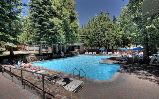 Knotty Pine Vacation Cabin by RedAwning