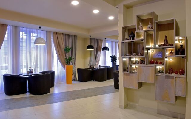 AUA Barsam Suites Yerevan