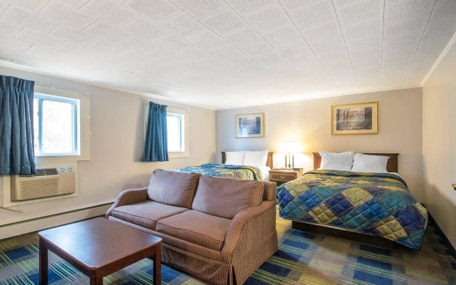 Royal Inn Claremont