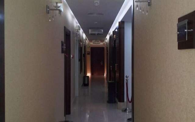 Hotel Azdif