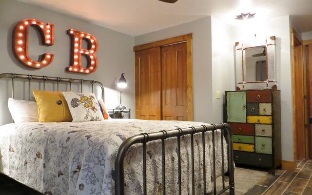 Three Seasons Hotel Suites by Crested Butte Lodging