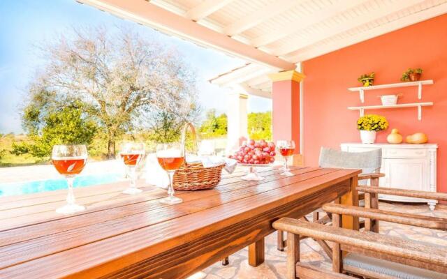 Beach Villa Joanna by MediterraneanVillas
