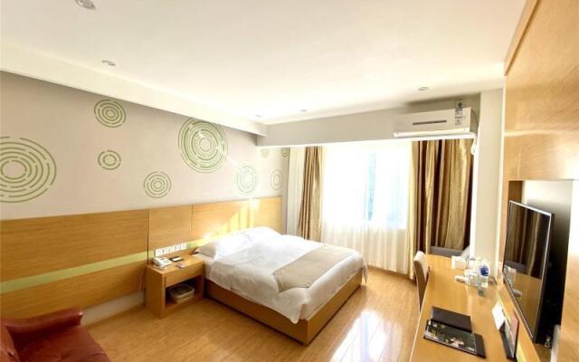 Greentree Inn Lijiang Old City Dashuiche Branch