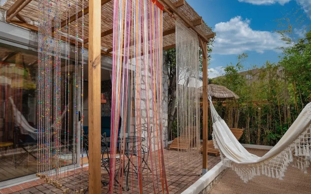 Studio La Roulotte du Tzigane, Mandara Beach