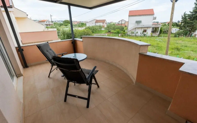 Charming Three Bedroom House Turanj