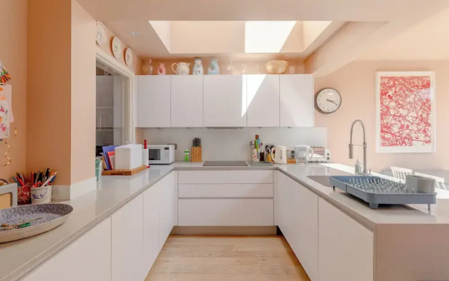 Beautiful Family-Friendly 3BD House - North Sheen