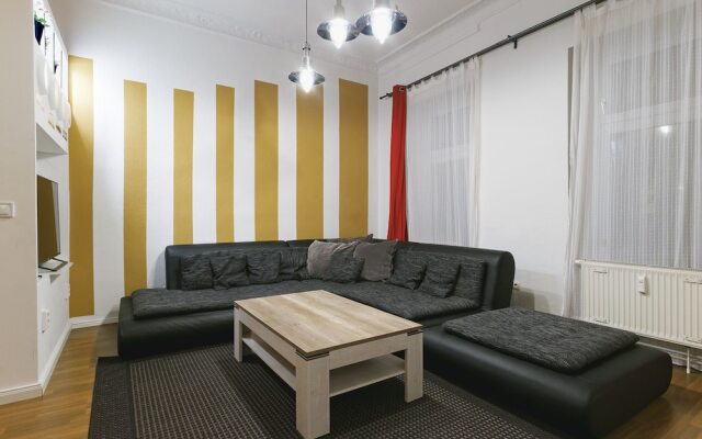 Lovely City Apartment Family & Friends