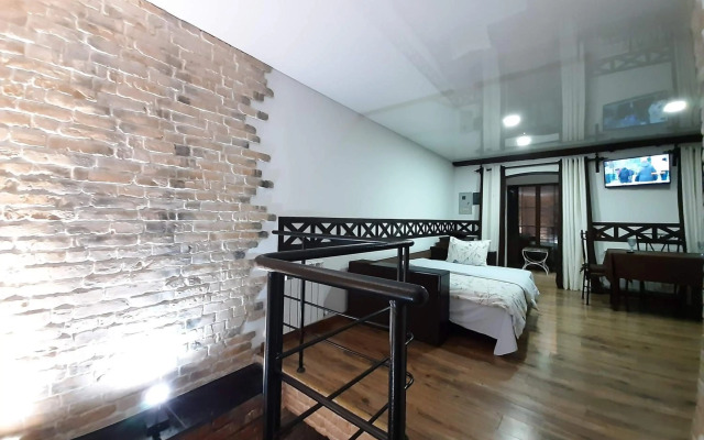 Charlotte -двухуровневая квартира в Центре