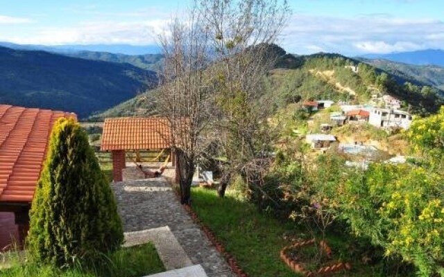 Centro Ecoturístico Cabañas Latuvi