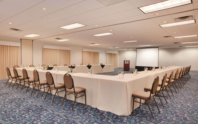 Embassy Suites by Hilton Scottsdale Resort