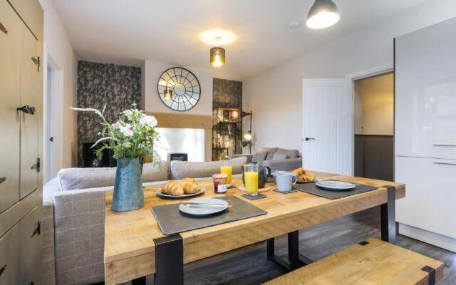 The Hadrian Apartment