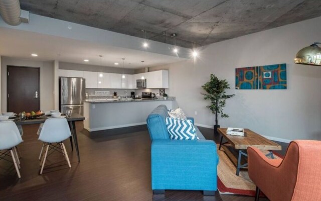 Apartments At 1055 Old River Road