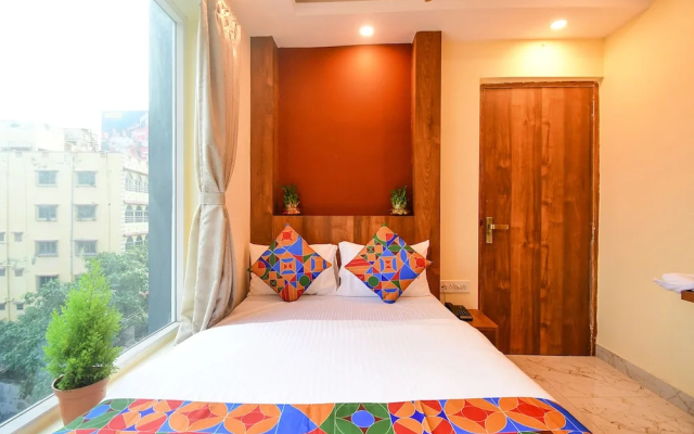 Fabhotel Aqua Tulip