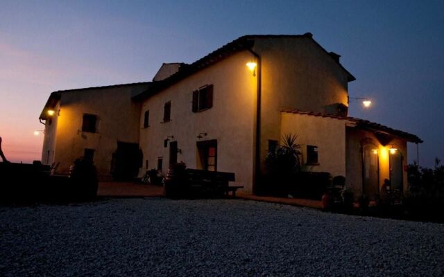 Apartment With one Bedroom in San Gimignano, With Pool Access, Furnish