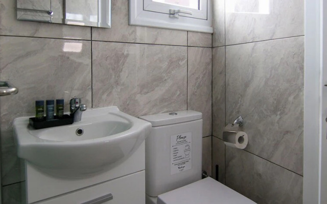 Phaedrus Living- Seaside Lighthouse 74