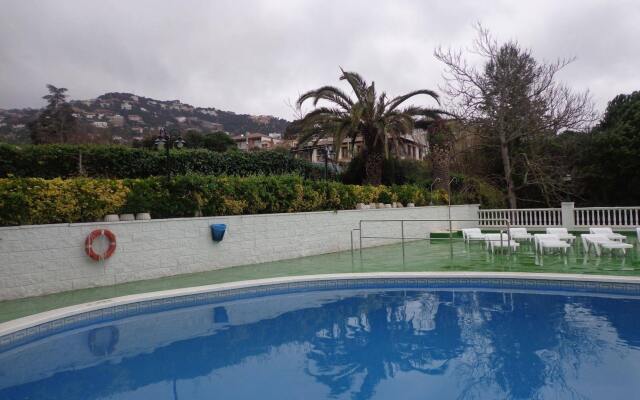 Hotel Montañamar