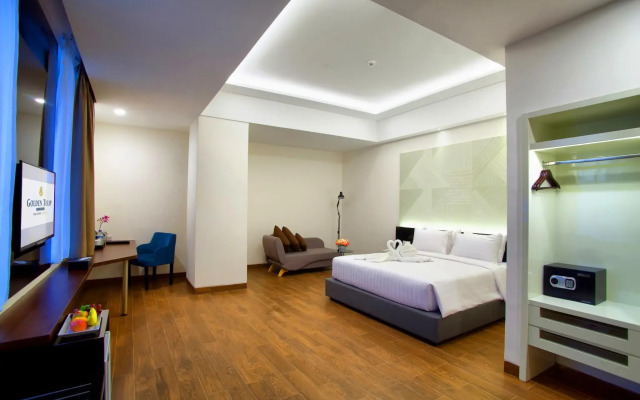 Golden Tulip Essential Makassar