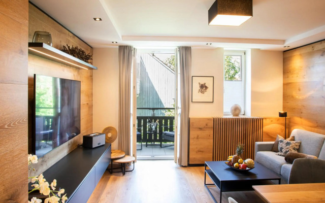 Weber Hofmark Apartments