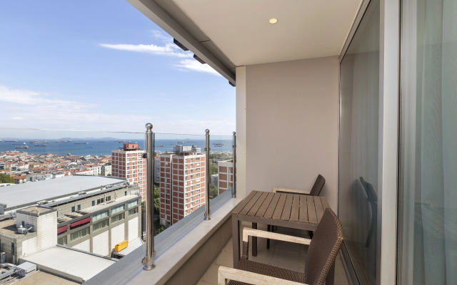 Titanic Port Bakirkoy