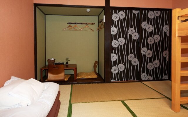 Air Hostel LCC
