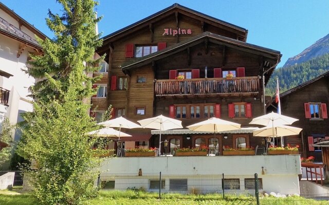 Hotel Alpina