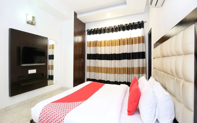 OYO 1355 Hotel Dream