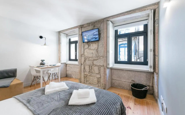 GuestReady - The Lucky One