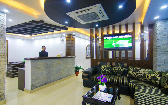 OYO 221 Hotel Lakeside Pvt Ltd