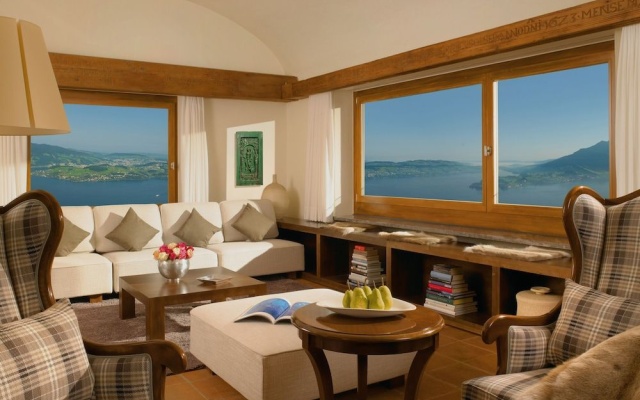 Bürgenstock Hotels & Resort – Palace Hotel – Guest Rooms – Ennetbuergen