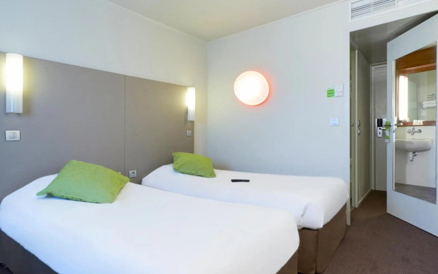 Campanile NATURE - Dijon Est Saint-Apollinaire