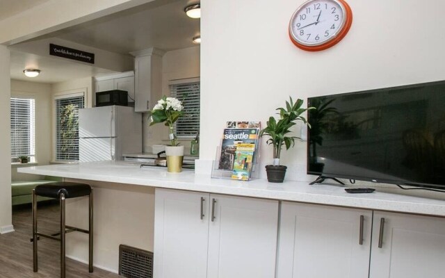 Arboretum View 2 BR House