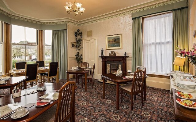 Glengarry Guest House