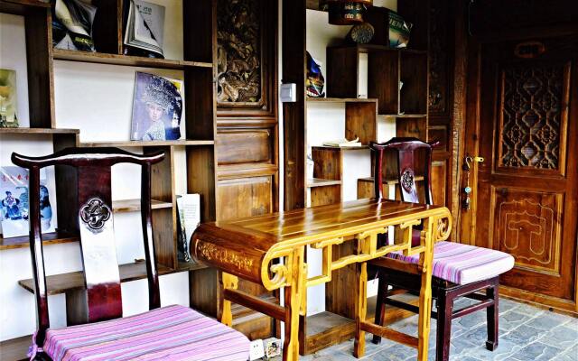 Lijiang Baisha Holiday Resort
