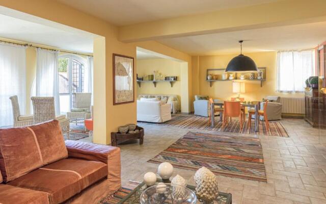 Casa delle Ginestre 8+2