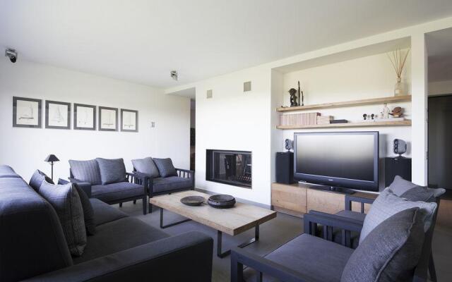 Suite & Pool Como